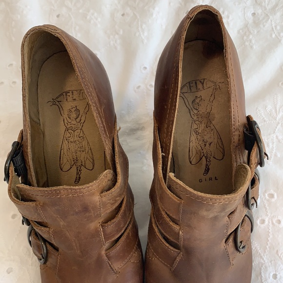 Fly London Leather Heels - Picture 3 of 7